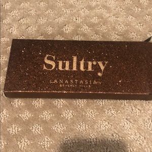 Anastasia Beverly Hills sultry pallet